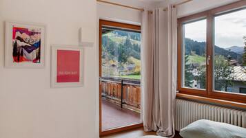 4 chambres, Wi-Fi gratuit, draps fournis