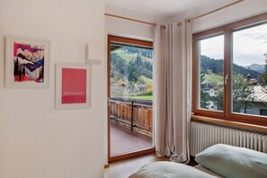 4 habitaciones, wifi gratis y ropa de cama 