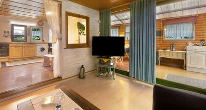 Ferienhaus 'Haus Am See' mit privater Terrasse, privatem Garten und Wi-Fi