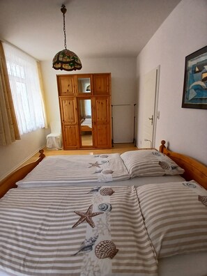 1 makuuhuone, ilmainen Wi-Fi, vuodevaatteet