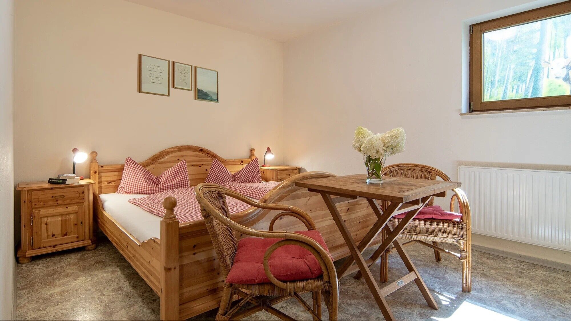 2 Schlafzimmer, Bügeleisen/Bügelbrett, kostenloses WLAN, Bettwäsche