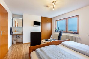 1 camera, Wi-Fi gratuito, lenzuola