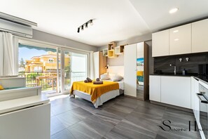 Bügeleisen/Bügelbrett, kostenloses WLAN, Bettwäsche