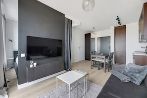 Deluxe Apartment | 1 bedroom, iron/ironing board, free WiFi - Chlebova Deluxe 2 by Grand Apartments (Gdansk)