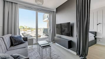 Deluxe Apartment | 1 bedroom, iron/ironing board, free WiFi