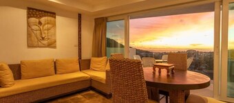 2BR Ocean View 1km To Beach Patong c129