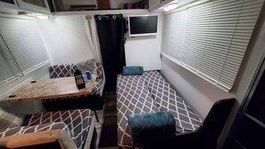 Maison mobile, 1 chambre, patio | Aire de séjour