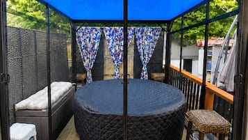 Mobile Home, 1 Bedroom, Smoking, Patio | 1 bedroom
