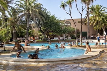 Piscine maison de vacances