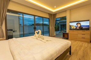 Basic House, Patio | 3 bedrooms, free WiFi - Brand New Luxury Villa Pool Rawai v105 (Rawai)