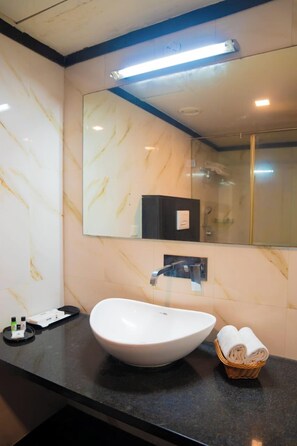 Bathroom - Hotel Aditya Park Regent (Jaipur)