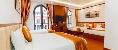 Deluxe Shared Dormitory, City View | Free WiFi