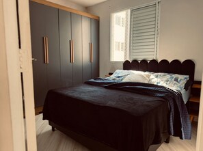 2 dormitorios, tabla de planchar con plancha, wifi y ropa de cama