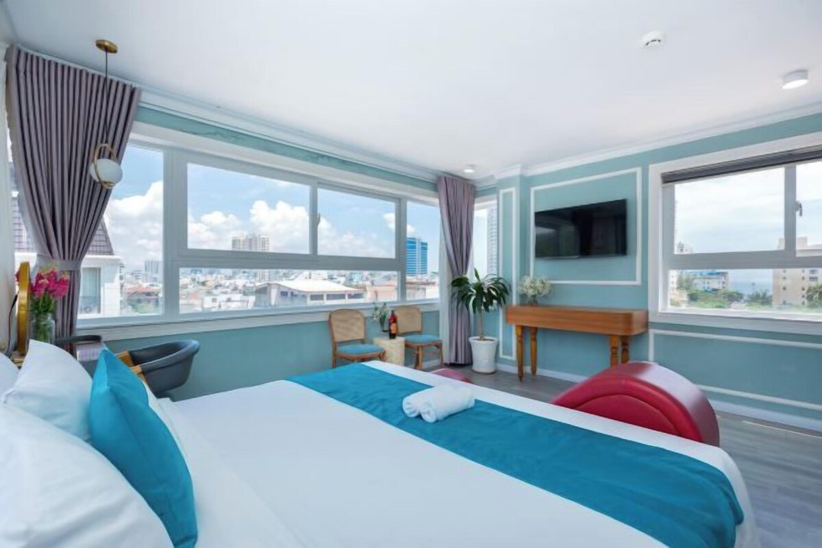 Premium bedding, memory-foam beds, minibar, desk