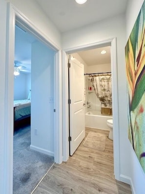 2 habitaciones, tabla de planchar con plancha y wifi gratis