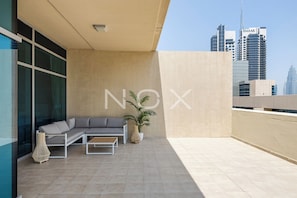 Terrace/patio - 1BR STUDY 706 BAY SQUARE B7 (Dubai)