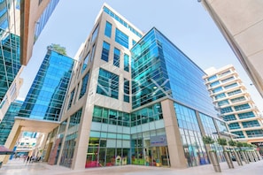 Exterior - 1BR STUDY 706 BAY SQUARE B7 (Dubai)