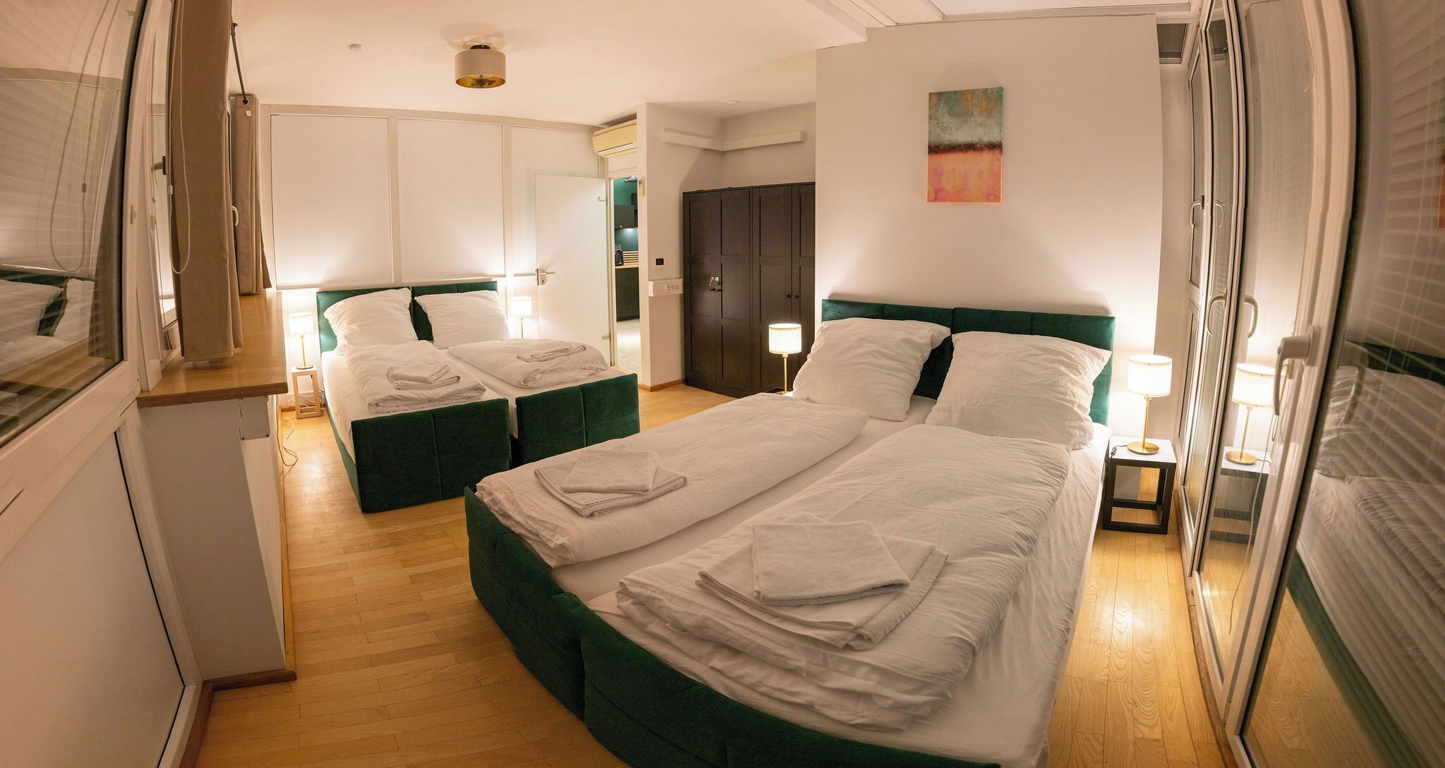 4 Schlafzimmer, Bügeleisen/Bügelbrett, Reisekinderbett, kostenloses WLAN