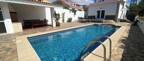 Piscine extérieure