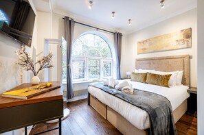 3 bedrooms, iron/ironing board, travel cot, free WiFi