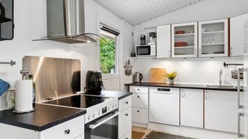 Køleskab, mikrobølgeovn, ovn, opvaskemaskine