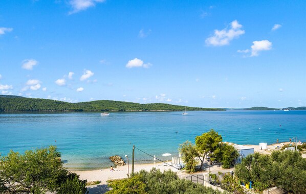 Beach nearby, fishing