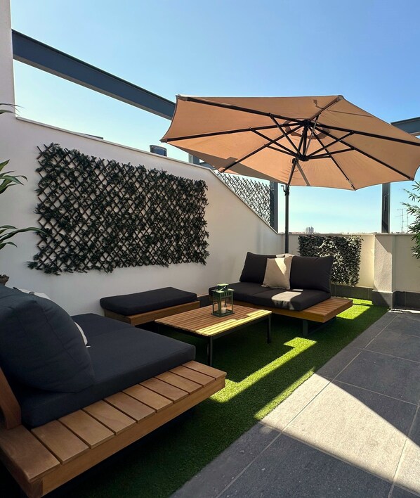 ATICO DUPLEX 3 A ROYAL | Terrace/patio - APARTAHOTEL MADRID URBAN SUITES - EDIFICIO EXCLUSIVO - 7 Apartments Boutique Full Equiped (Madrid)