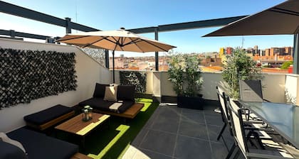 APARTAHOTEL MADRID URBAN SUITES - EDIFICIO EXCLUSIVO - 7 Apartments Boutique Full Equiped