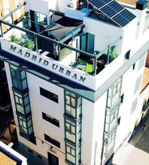 Exterior - APARTAHOTEL MADRID URBAN SUITES - EDIFICIO EXCLUSIVO - 7 Apartments Boutique Full Equiped (Madrid)