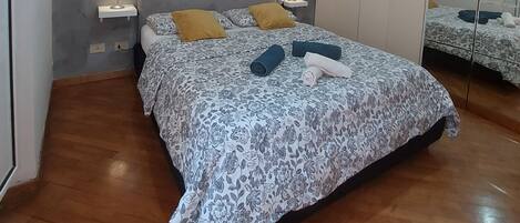 1 soverom, strykejern/-brett, wi-fi og sengetøy