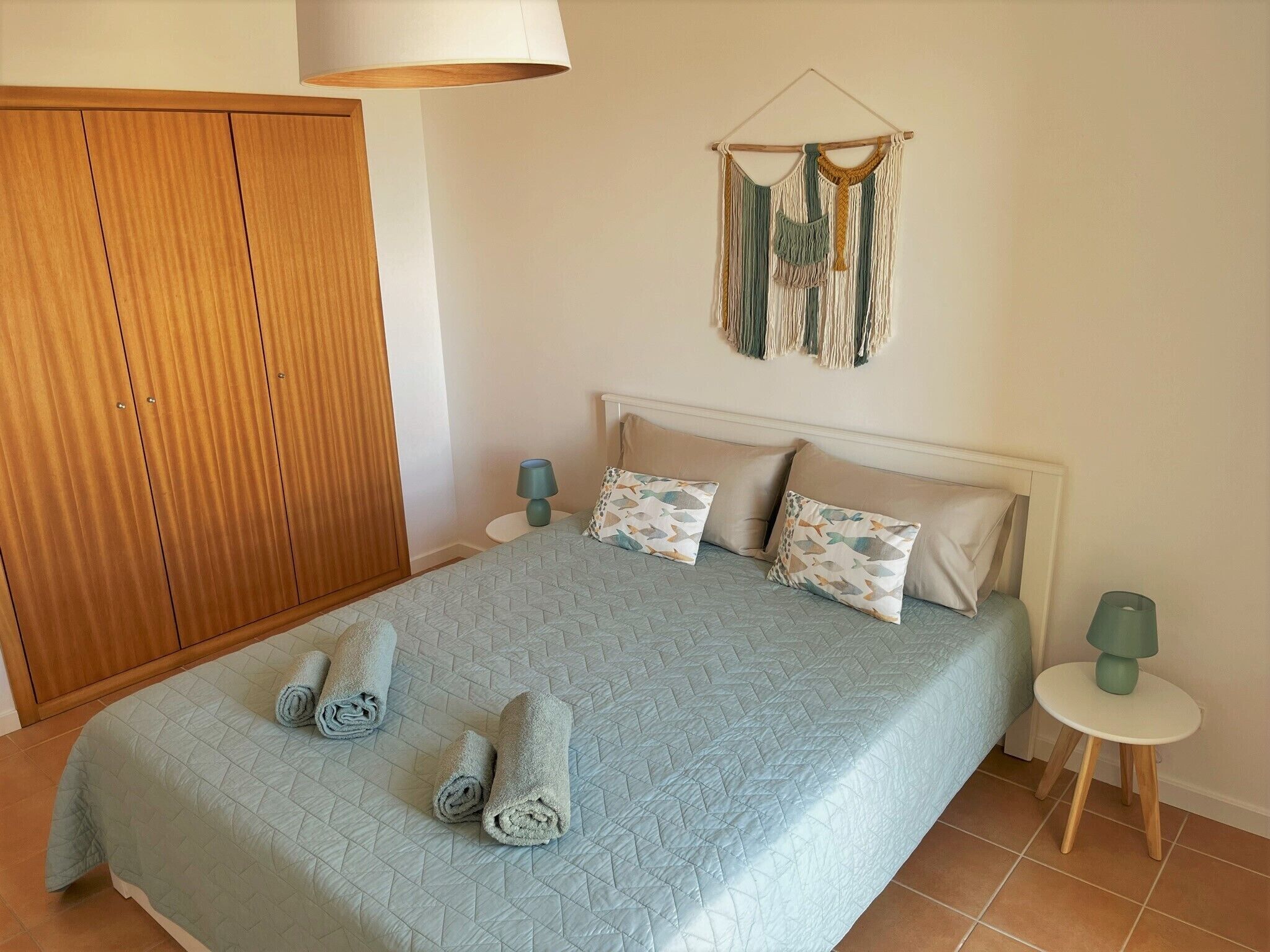 2 soverom, strykejern/-brett, reiseseng for barn og wi-fi