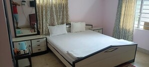 Standard Room - Saraswatipur Tea resort (Jalpaiguri)