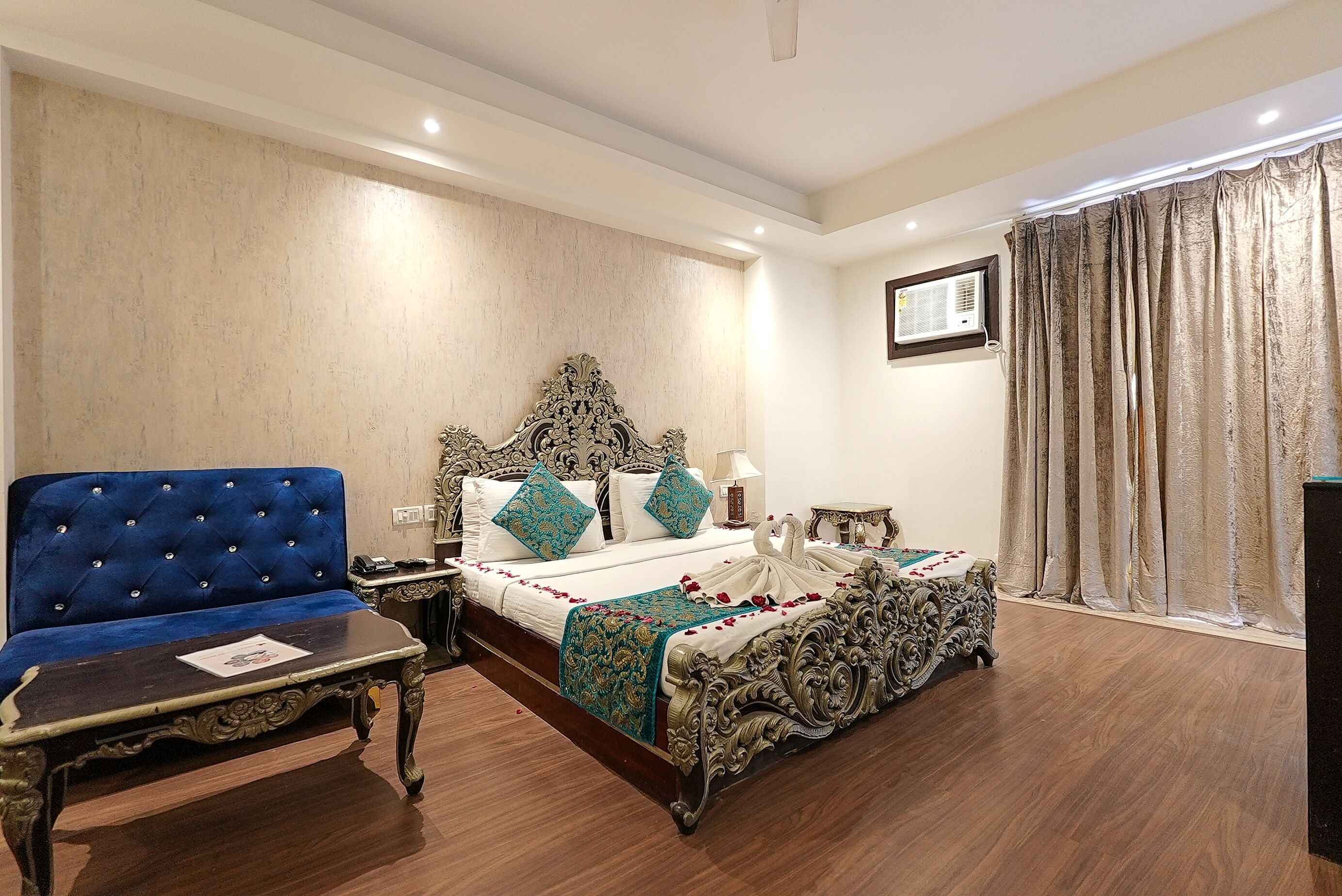 Espace de travail pour ordinateur portable, chambres insonorisées