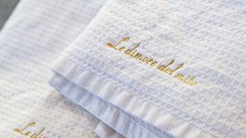 1 habitación y caja de seguridad en la habitación