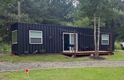 Pod in the Piney Woods