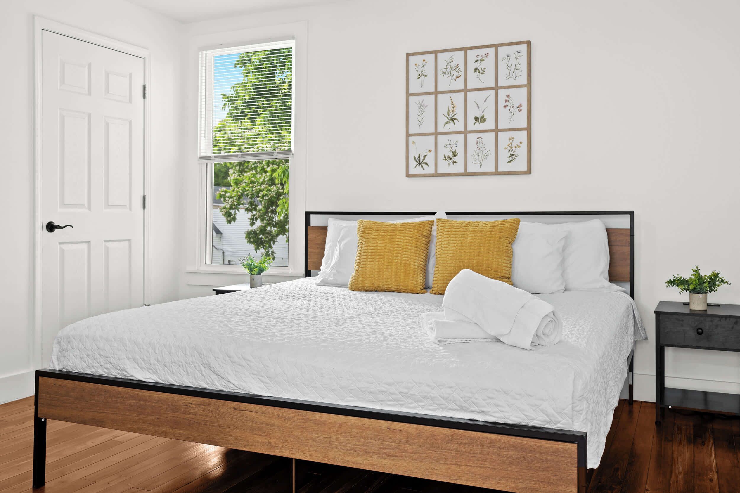 5 chambres, fer et planche à repasser, Wi-Fi, draps fournis