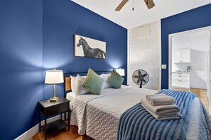 5 Schlafzimmer, Bügeleisen/Bügelbrett, WLAN, Bettwäsche