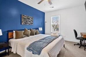 5 bedrooms, iron/ironing board, WiFi, bed sheets