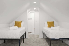 3 間睡房、熨斗/熨衫板、Wi-Fi、床單