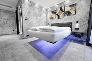 Superior Double Room | Premium bedding, down comforters, memory foam beds, free minibar - ADV HOME - Exclusive Rooms (Bolzano)