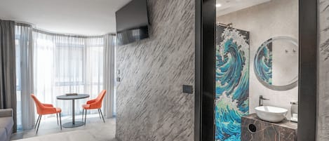 Deluxe fyrbÀddsrum | SÀngtillbehör av högsta kvalitet, duntÀcken och memory foam-madrasser