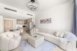 Apartment, Smoking | 3 bedrooms - Azizi Riviera 27 - 113 3BD (Dubai)