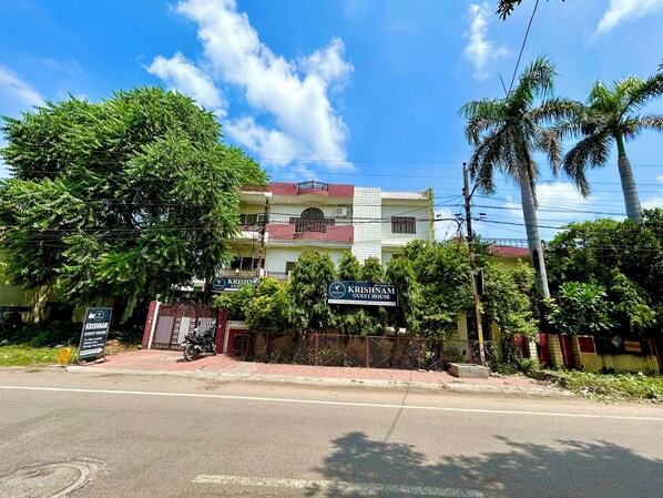 Exterior - Krishnam Guest House (Gwalior)