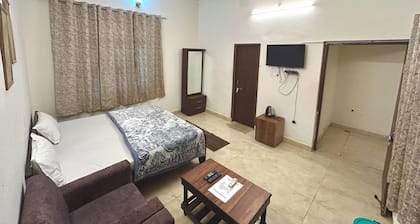Krishnam Guest House