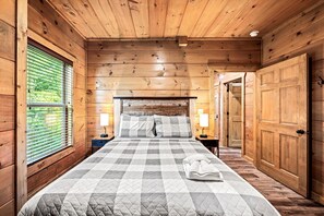 3 Schlafzimmer, Schreibtisch, Bügeleisen/Bügelbrett, WLAN