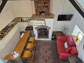 House | Interior - Tranquil Carney Commons Cottage - Sleeps 10 (Congor)