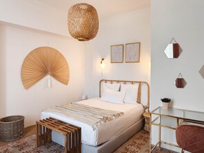 3 makuuhuonetta, internet