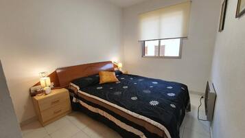 2 bedrooms, bed sheets