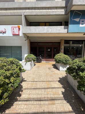 Apartment, 1 Bedroom, Accessible, Smoking | Exterior