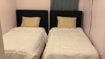 2 soverom, strykejern/-brett, wi-fi (inkludert) og sengetøy